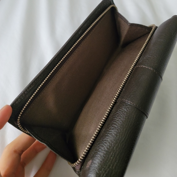 Danier Genuine Leather Wallet (Dark Brown) - Picture 11 of 12